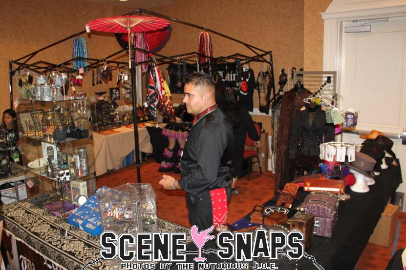 BATS_DAY_BLACK_MARKET_2012_021_P_.JPG