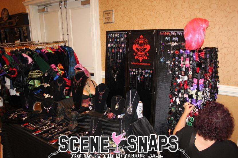 BATS_DAY_BLACK_MARKET_2012_037_P_.JPG