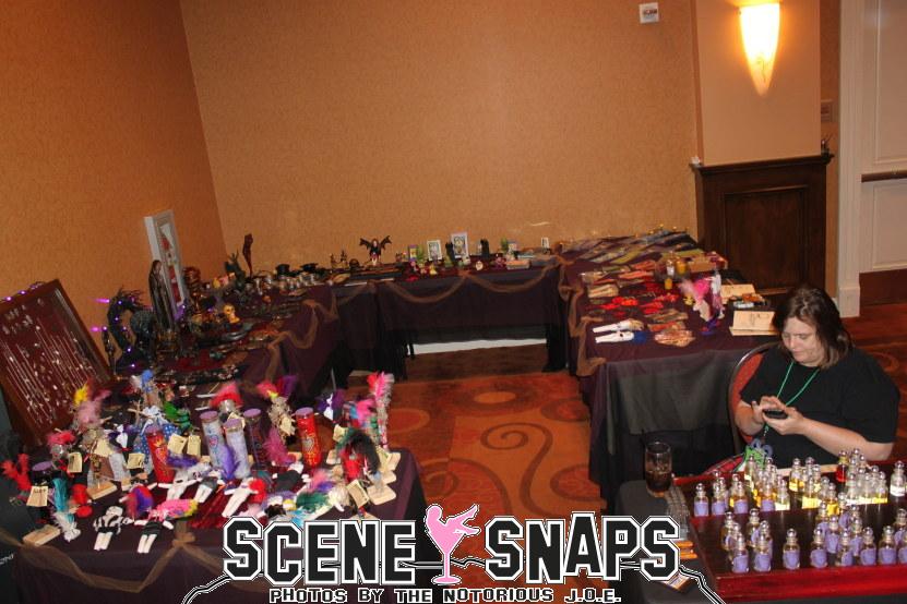 BATS_DAY_BLACK_MARKET_2012_086_P_.JPG