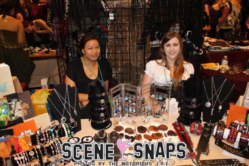 BATS_DAY_BLACK_MARKET_2012_094_P_.JPG