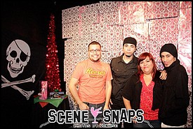 BOOTIE_LA_DEC_01_12_011_P_.JPG
