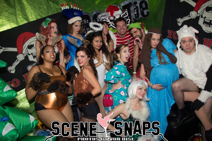 BOOTIE_LA_DEC_07_13_0142_P_.JPG