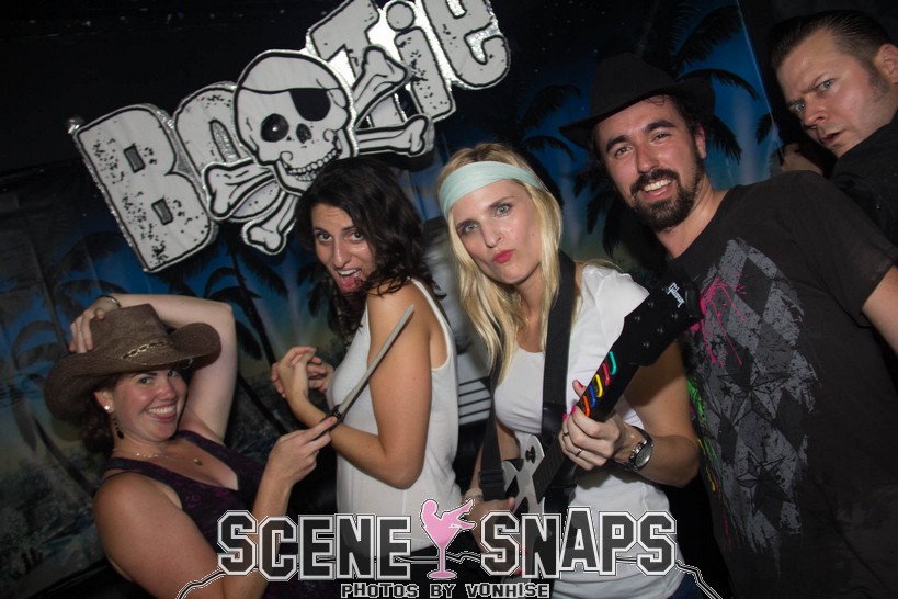 BOOTIE_LA_SEPT_07_13_0223_P_.JPG