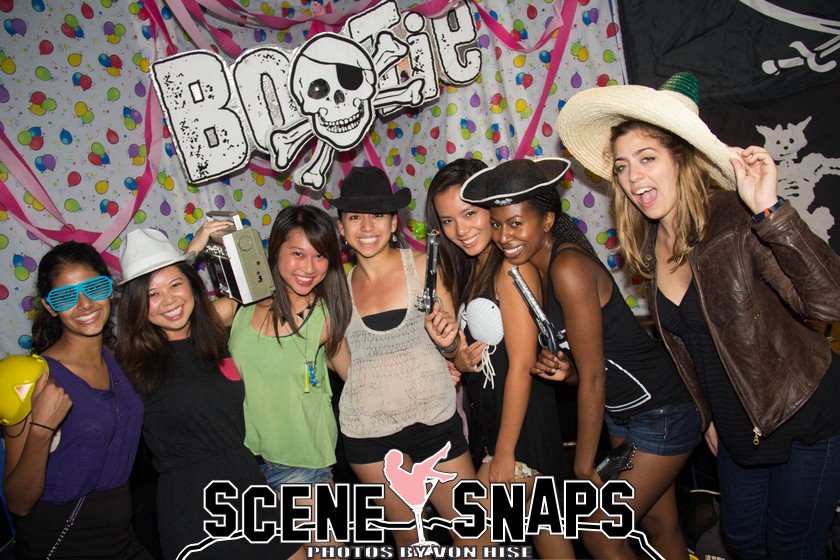 BOOTIE_LA_SEPT_21_13_0170_P_.JPG