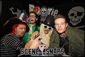 BOOTIE_LA_DEC_20_14_0164_P_.JPG