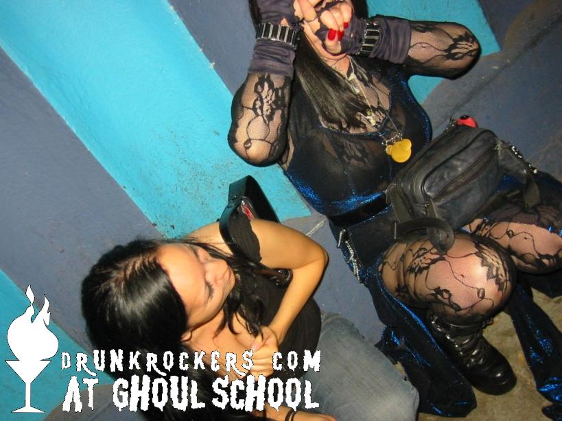 GHOUL_SCHOOL_SEPT_8_04_142_P_.JPG