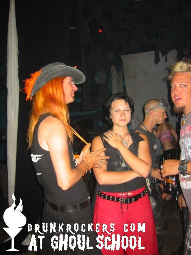 GHOUL_SCHOOL_SEPT_8_04_220_P_.JPG