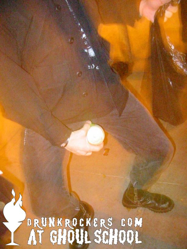 GHOUL_SCHOOL_SEPT_8_04_239_P_.JPG