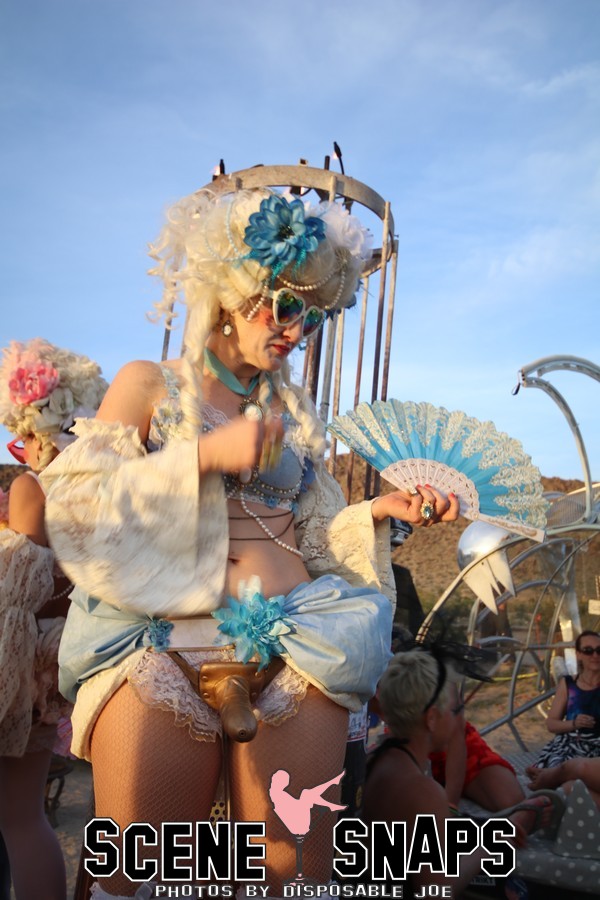 BEQUINOX_2017_LA_BURNING_MAN_REGIONAL_0166_P_.jpg