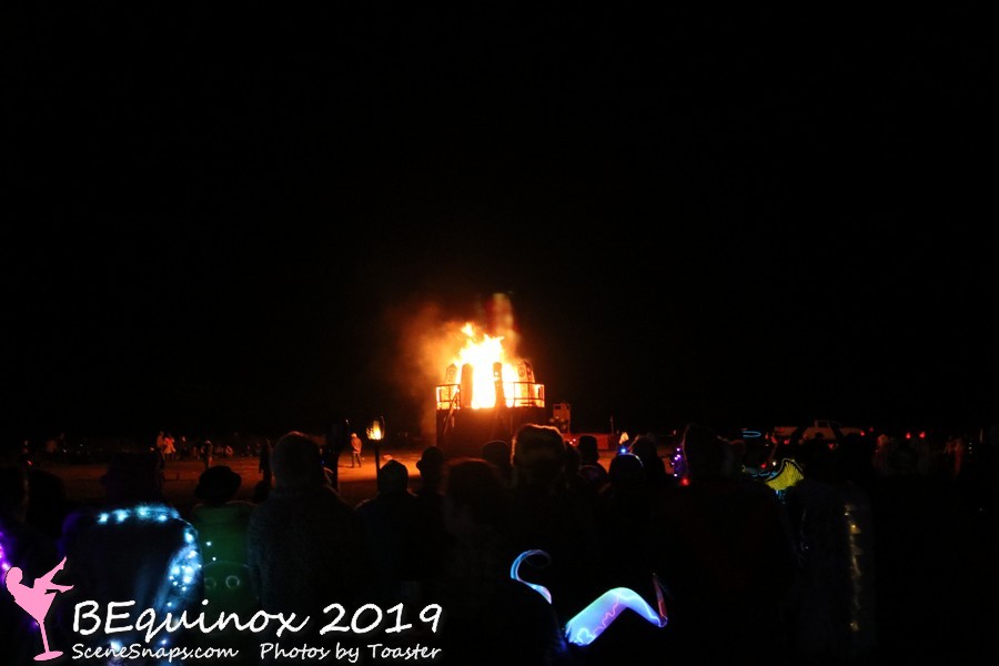 BEQUINOX_2019_LA_BURNING_MAN_REGIONAL_0203_P_.JPG